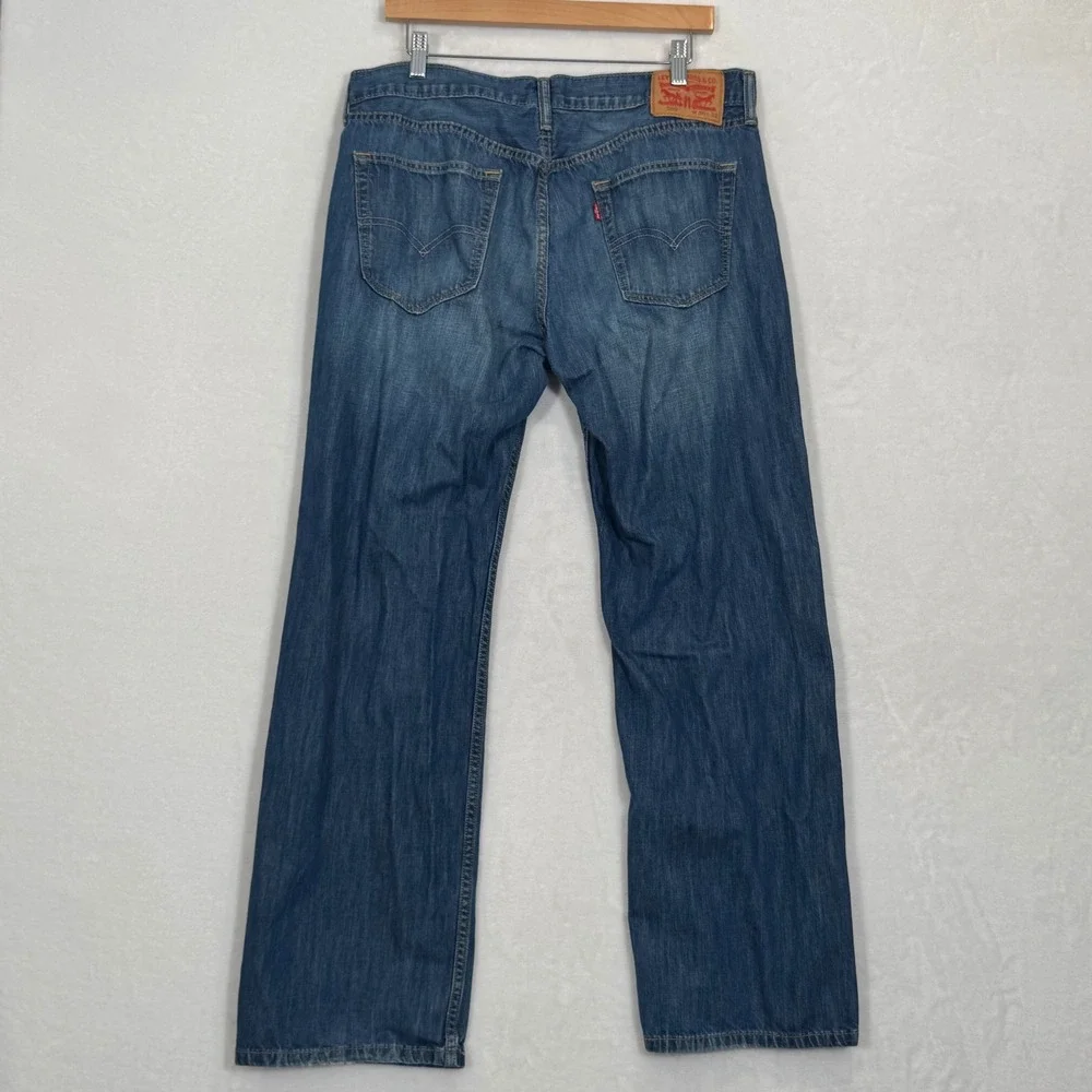 Levis levi 559